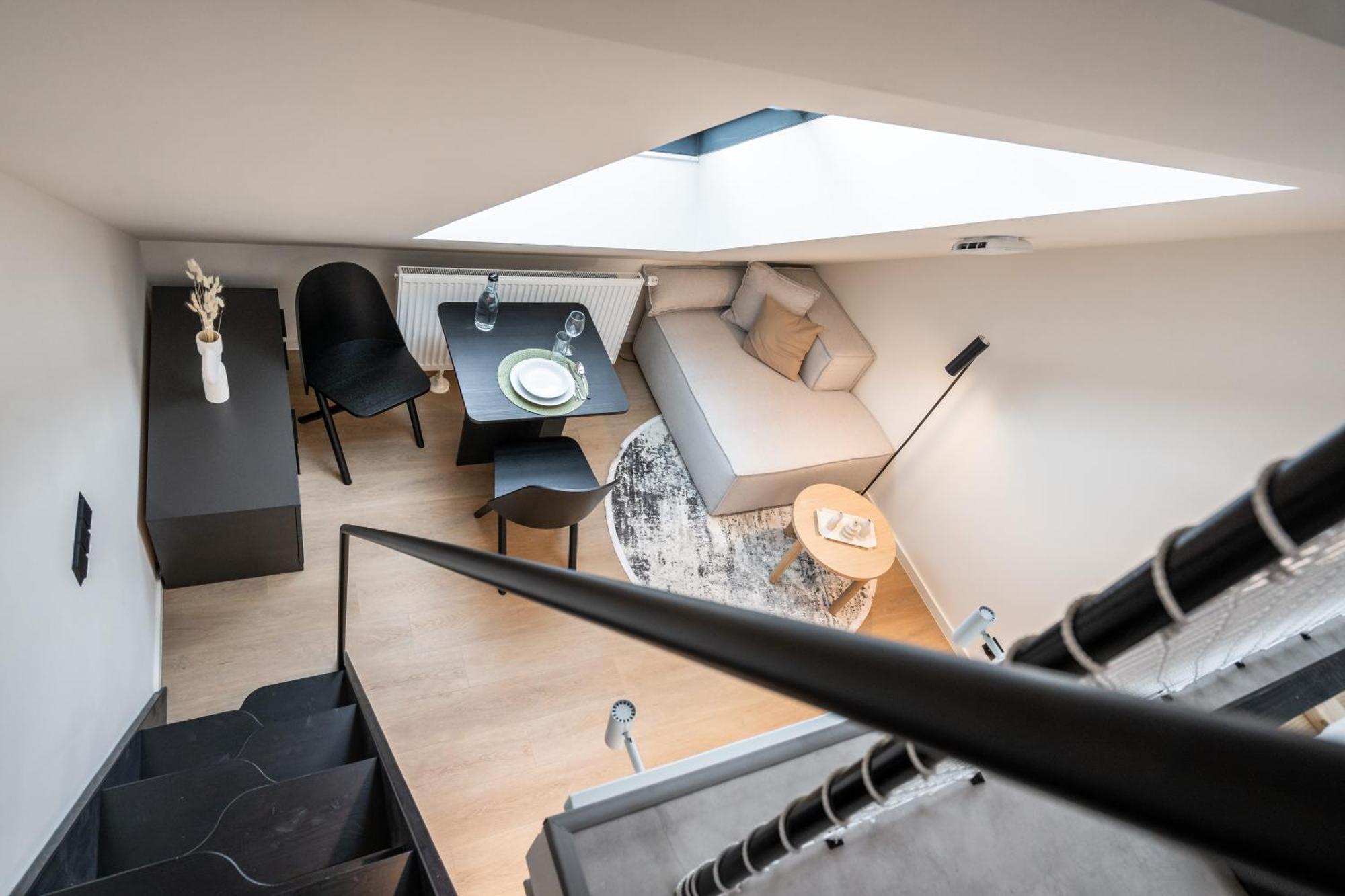 Honest Karlin Aparthotel ปราก ภายนอก รูปภาพ