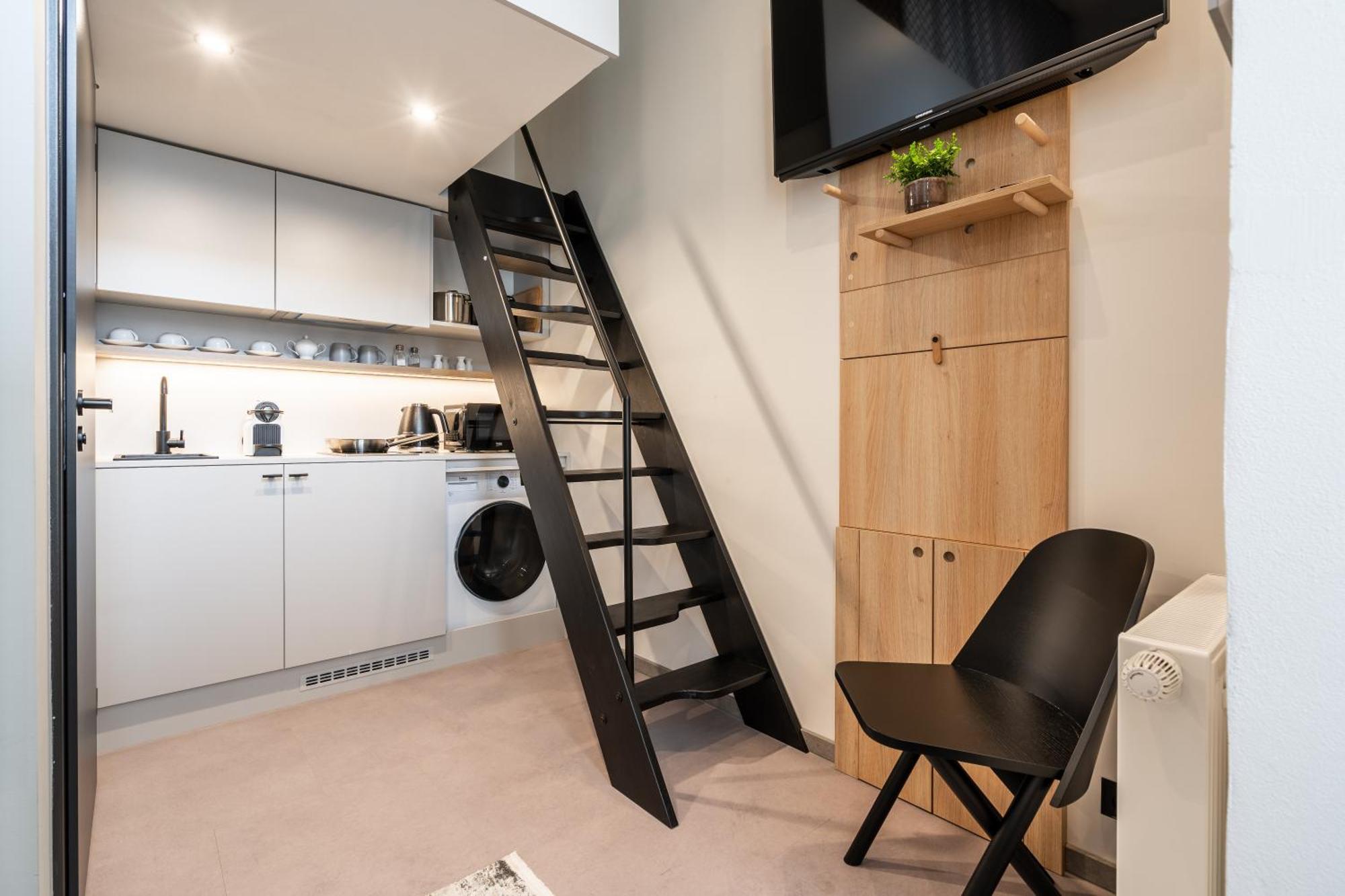 Honest Karlin Aparthotel ปราก ภายนอก รูปภาพ